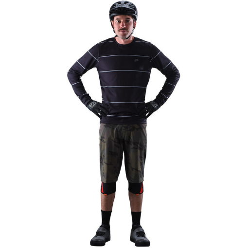 TLD Flowline Short, Spray Camo Army - Image 3