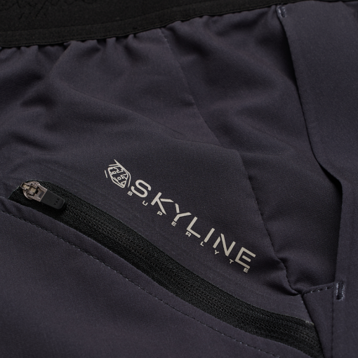TLD Skyline Superlyte Pant Mono Carbon - Image 4